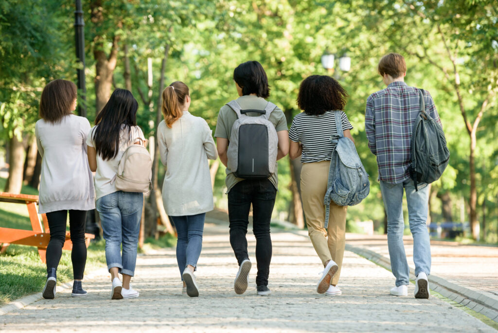 Gdański Salon Maturzystów Perspektywy 2025 – odkryj możliwości edukacyjne na Pomorzu!